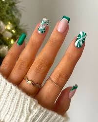 Green Christmas Nails